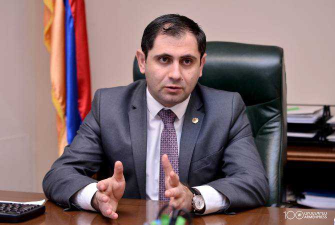 Սուրեն Պապիկյանը մեկնել է արձակուրդ